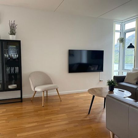 Unique Sea & Landscape View And Spacious Apartment Klaksvík Екстериор снимка