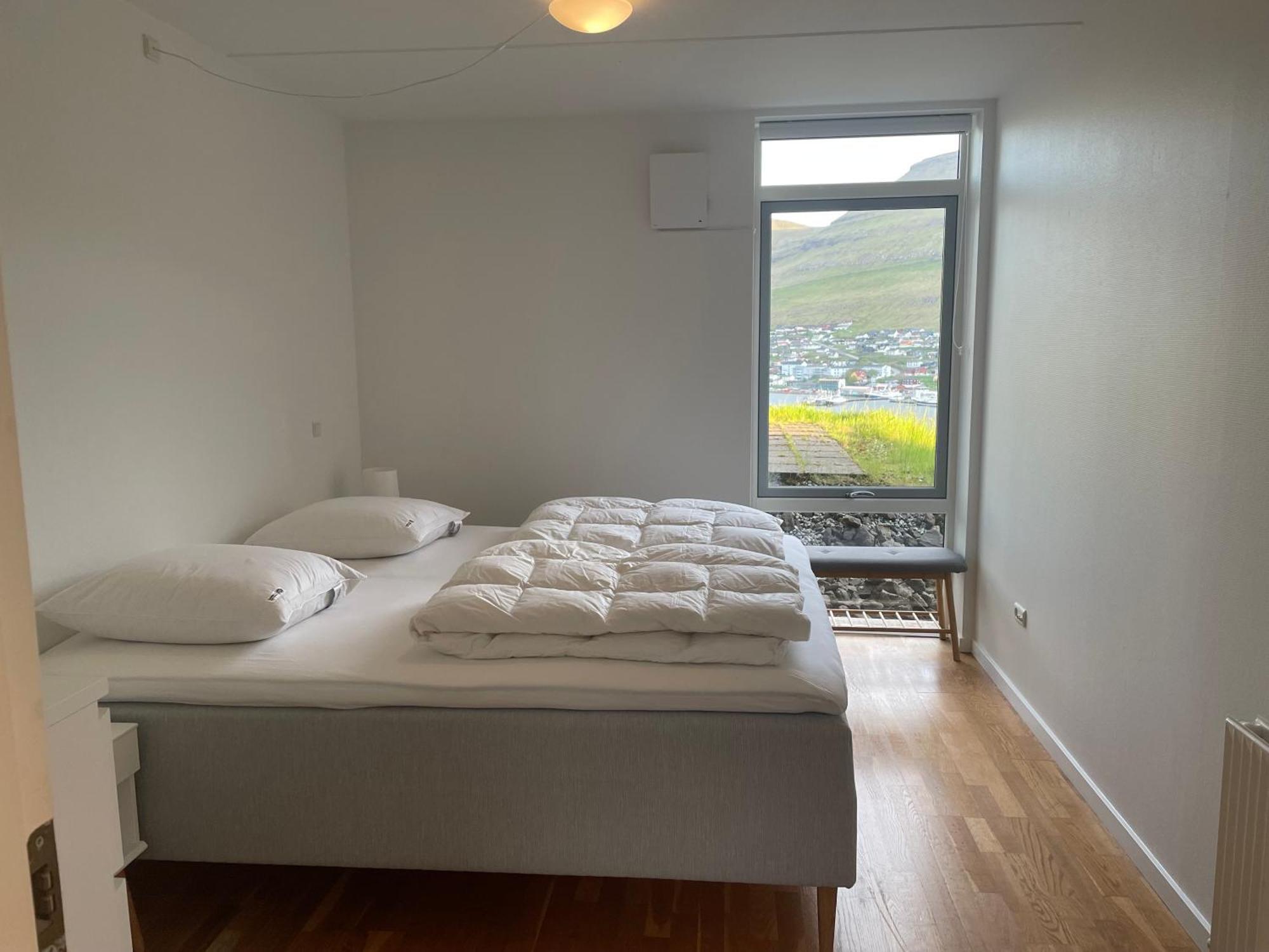 Unique Sea & Landscape View And Spacious Apartment Klaksvík Екстериор снимка