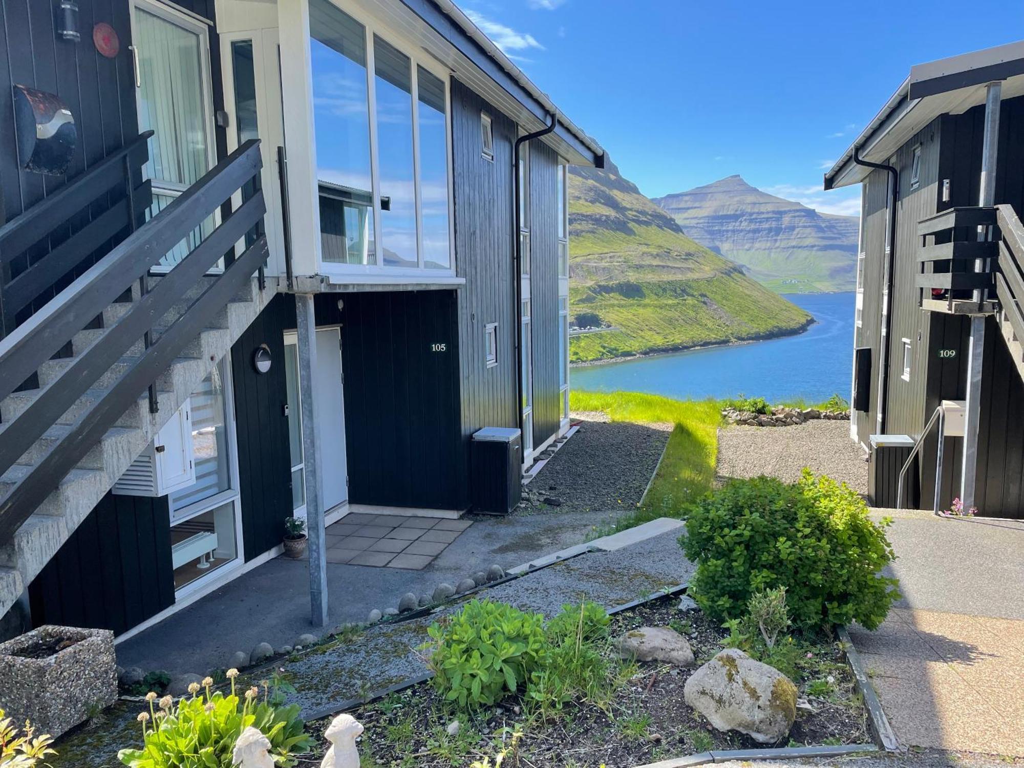 Unique Sea & Landscape View And Spacious Apartment Klaksvík Екстериор снимка