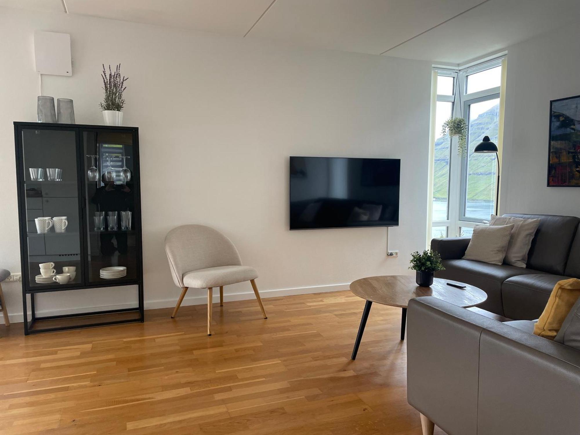 Unique Sea & Landscape View And Spacious Apartment Klaksvík Екстериор снимка