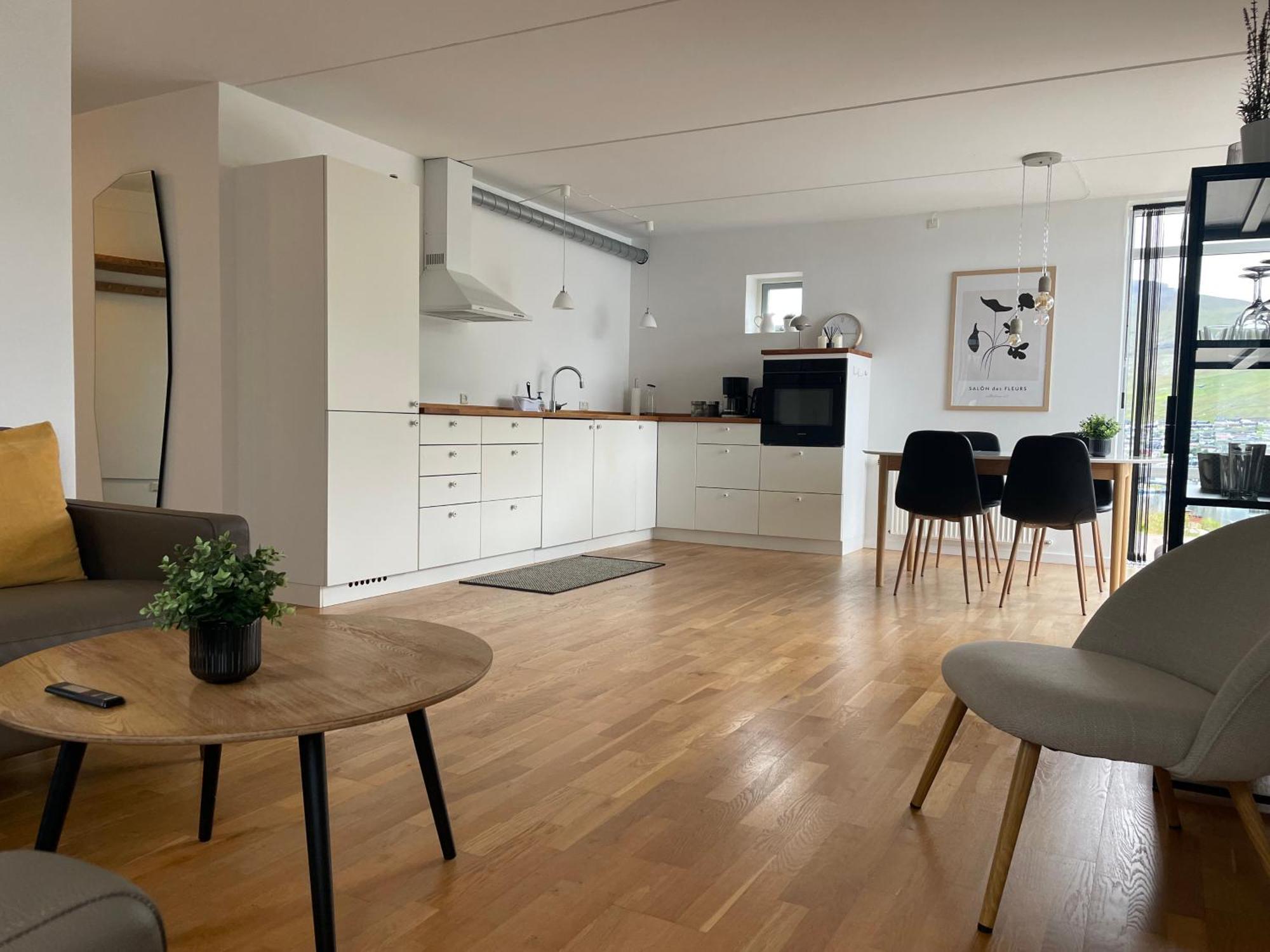 Unique Sea & Landscape View And Spacious Apartment Klaksvík Екстериор снимка